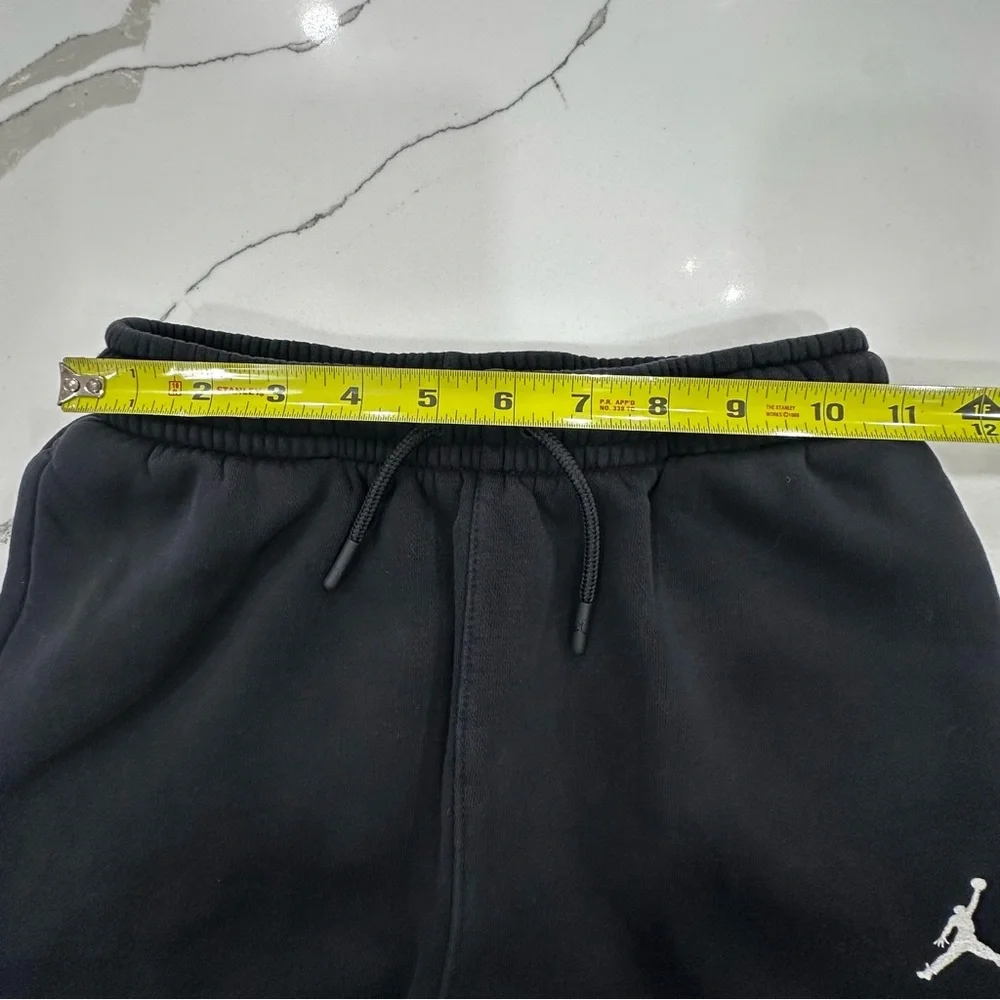 Jordan Boys Black Fleece Joggers Sweatpants - Size Medium (10-12)